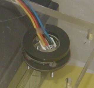 Der Drucksensor vor dem Einkleben